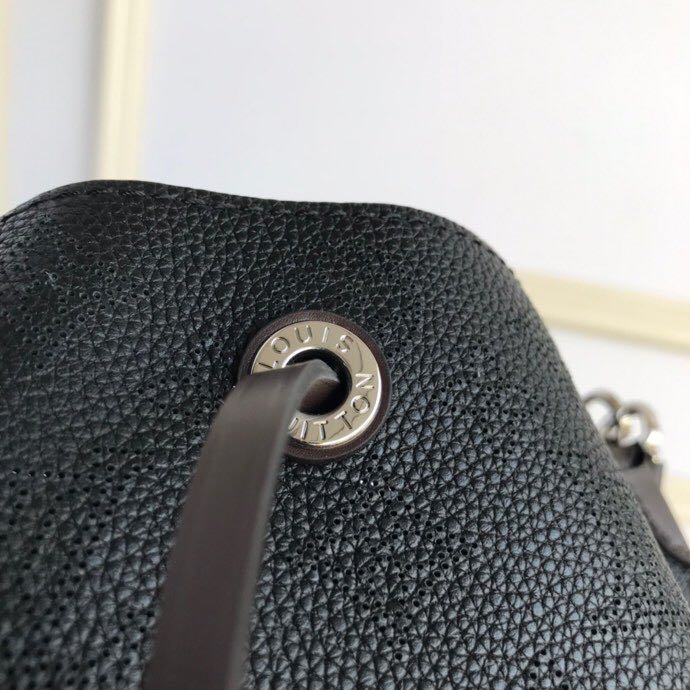 Louis Vuitton NéoNoé MM Bag High