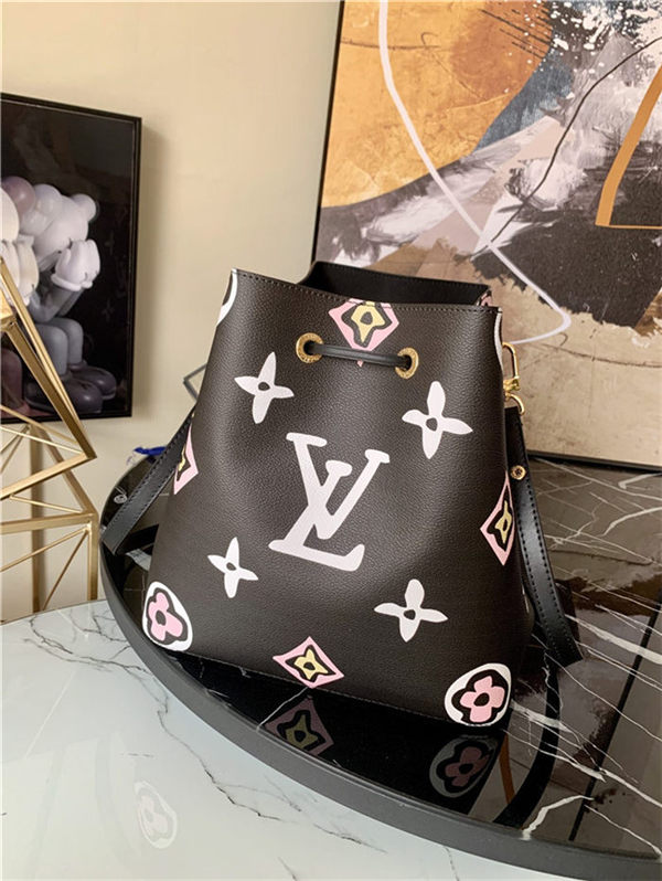 Louis Vuitton NÉONOÉ MM M45821 Black High