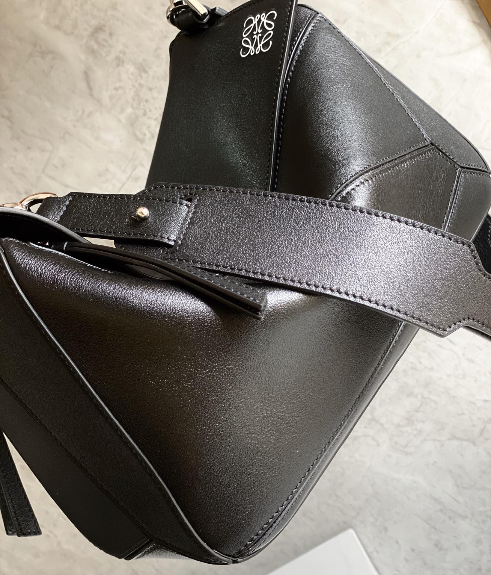 Puzzle bag 29cm in classic calfskin Black High