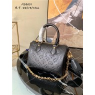 Louis Vuitton SPEEDY BANDOULIÈRE 22 Embossed lambskin leather Black M58631 High