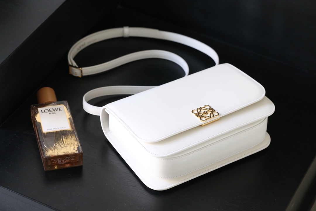 Goya bag in silk calfskin White High