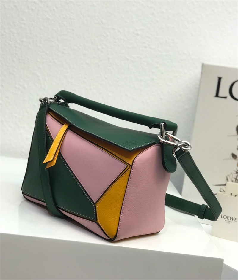 Small Puzzle bag in classic calfskin High