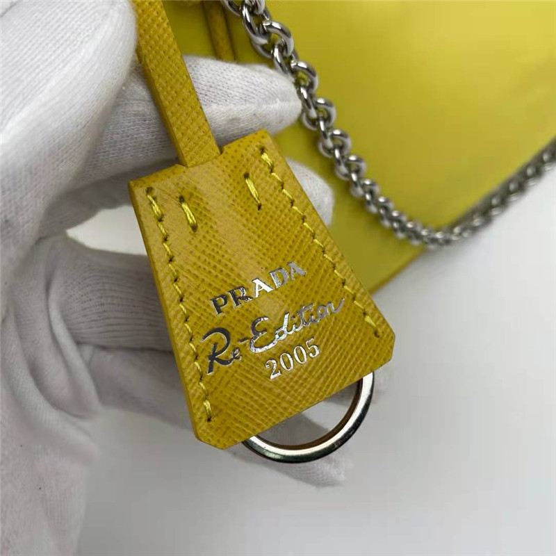 Prada Re-Edition 2005 nylon shoulder bag Lemon High