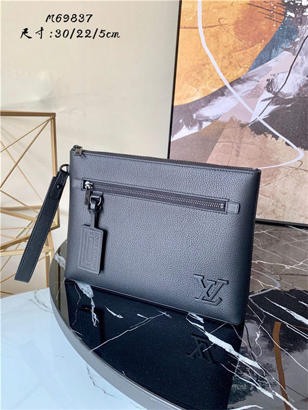 Louis Vuitton IPAD POUCH Grained Calf Leather Black M69837 High