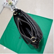 BV Medium Gemelli Shoulder bag Black High