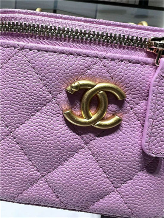 Chanel clutch with Chain Grained Calfskin Gold Metal AP3203 A