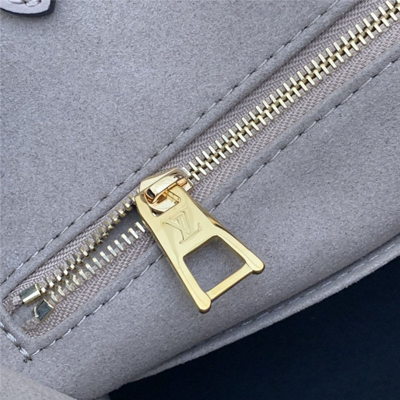 Louis Vuitton ONTHEGO MM Monogram High