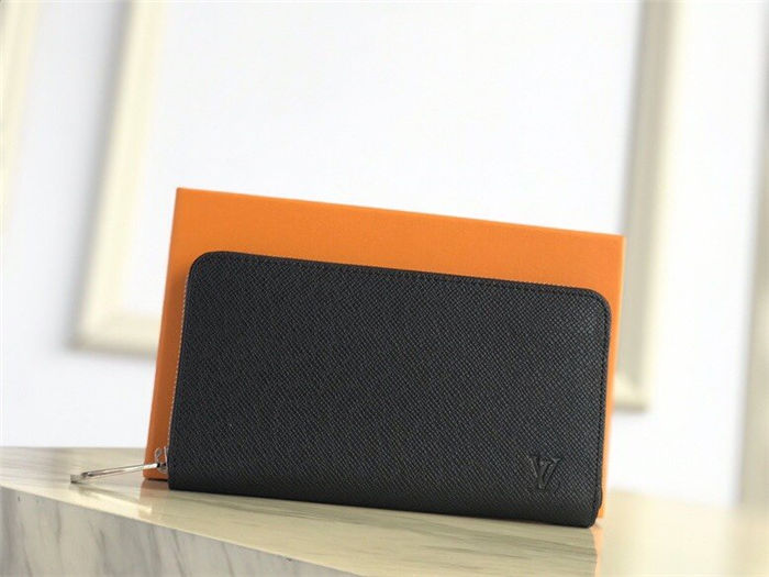 Louis Vuitton ZIPPY WALLET Taiga Leather High