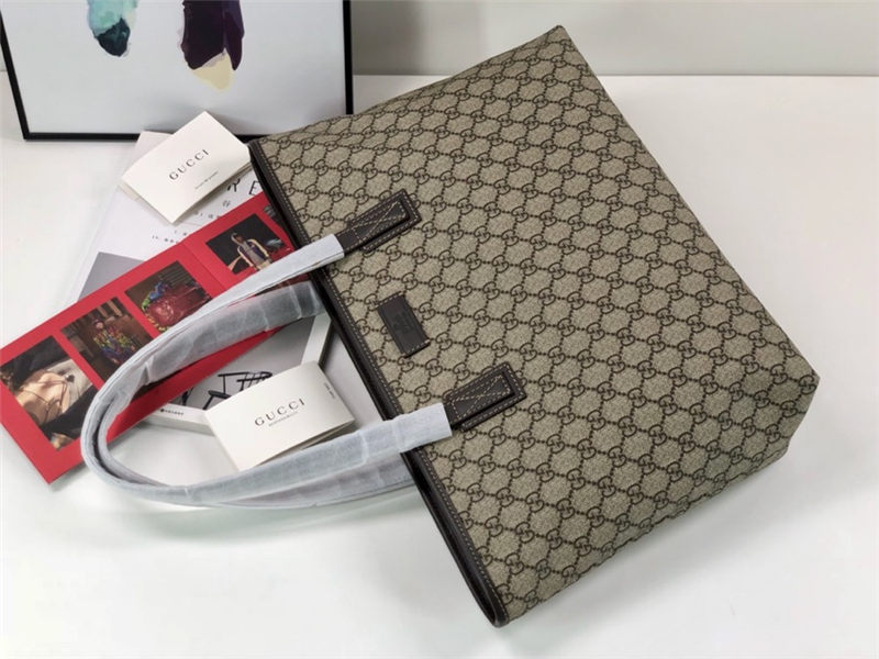 Gucci GG Supreme Tote Bag 211137 High