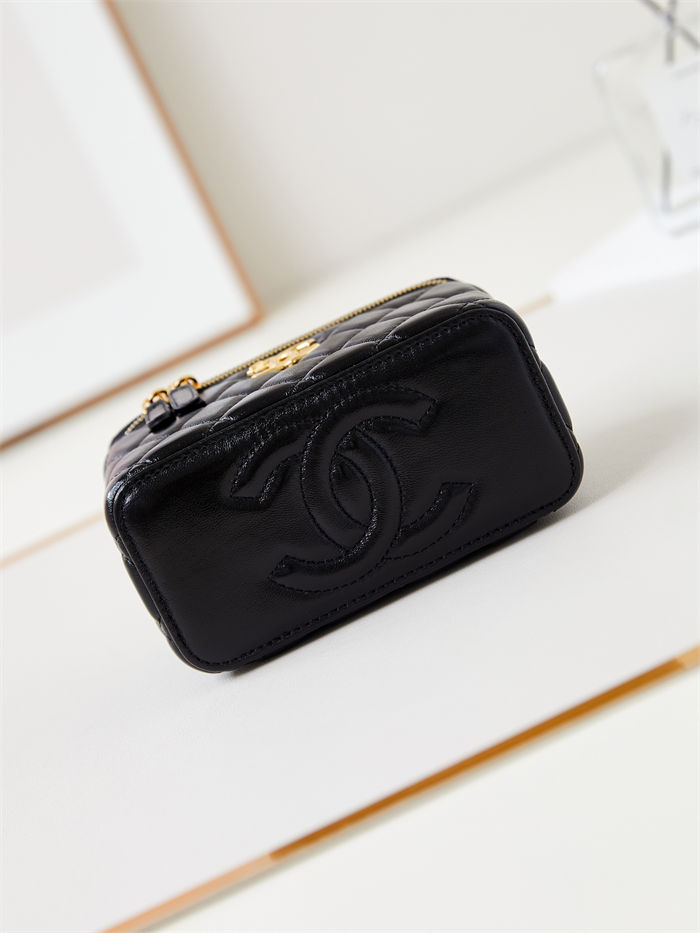 CLUTCH WITH CHAIN AP4168 Shiny Crumpled Calfskin Gold-Metal Black A