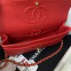 Medium CLASSIC HANDBAG Lambskin Red Gold Metal A