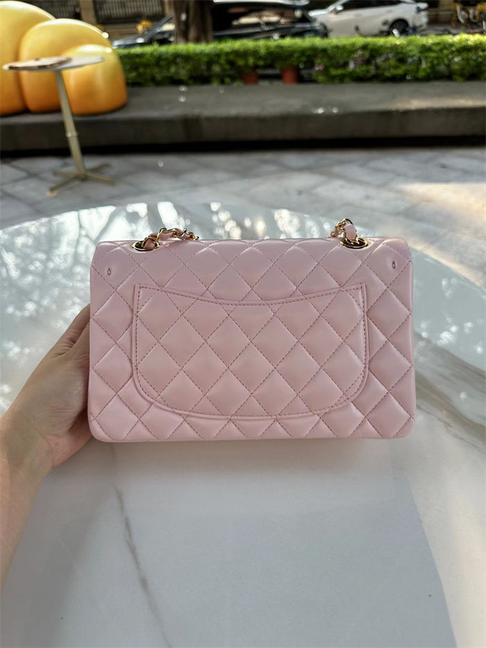 Small CLASSIC HANDBAG Lambskin Gold Metal Pink A