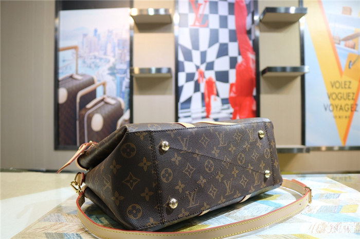 Louis Vuitton Soufflot MM Bag Monogram Canvas M44816