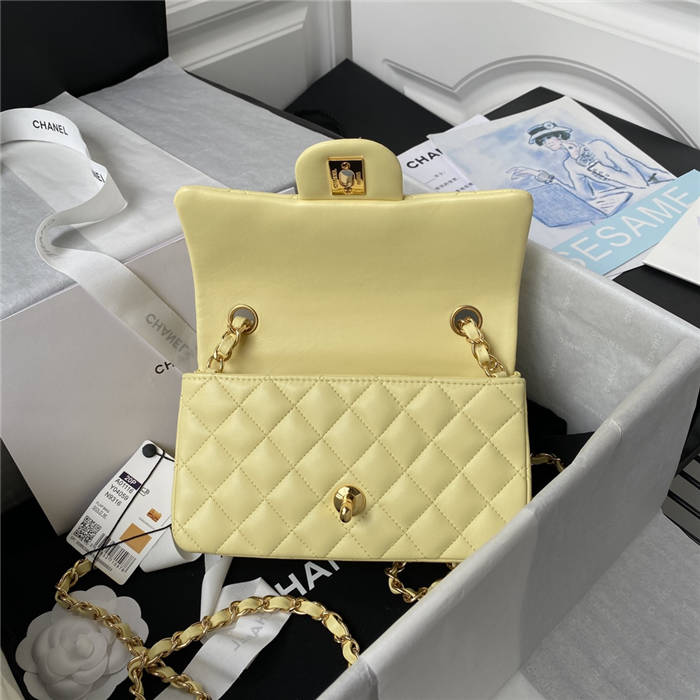 Mini CLASSIC HANDBAG Lambskin Gold Metal Yellow A