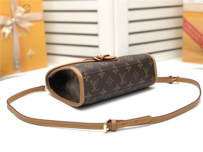 Louis Vuitton LV Ivy Bag Monogram Canvas M44919