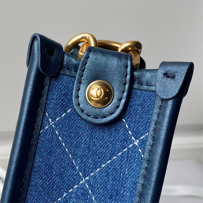 HOBO HANDBAG AS4532 Washed denim & gold-tone metal blue A