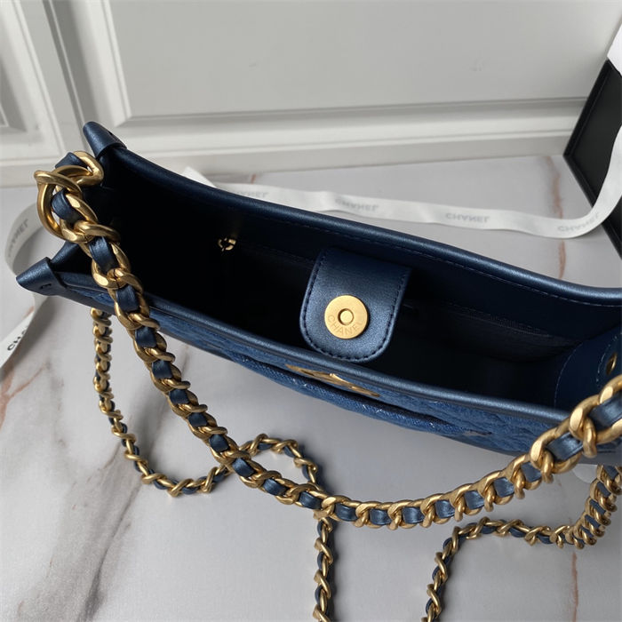 HOBO HANDBAG AS4532 Washed denim & gold-tone metal blue A