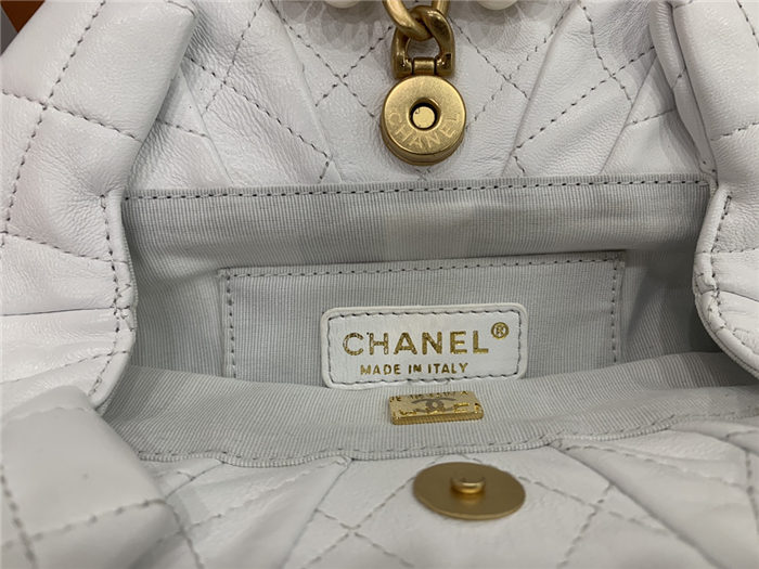 Chanel CLUTCH Lambskin Imitation Pearls & Gold-Tone Metal AS2609 White High