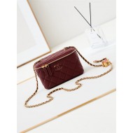 Chanel Vanity with Chain AP3940 Lambskin Burgundy High