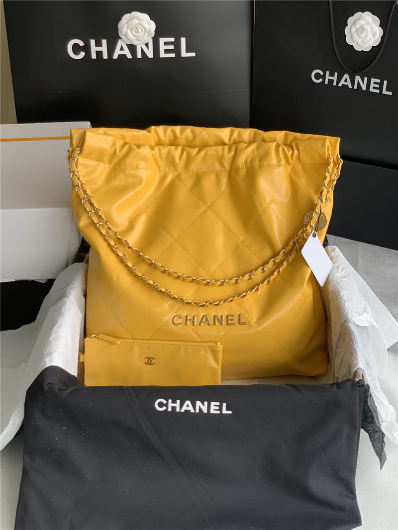 Chanel 22 LARGE HANDBAG Shiny Calfskin & Gold-Tone Metal AS3262 Yellow High