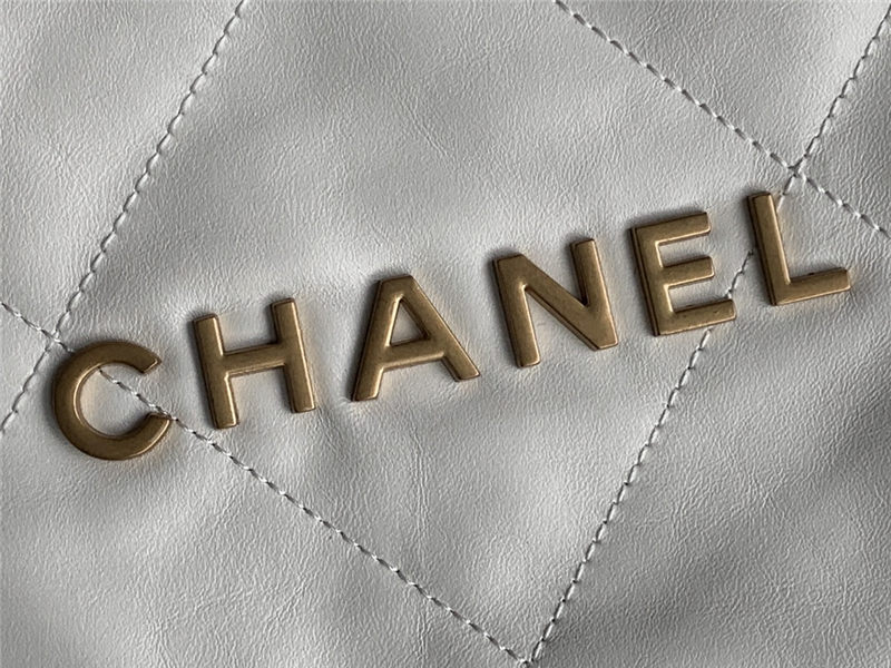 Chanel 22 LARGE HANDBAG Shiny Calfskin & Gold-Tone Metal AS3262 White High