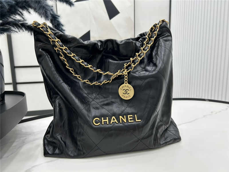 Chanel 22 MEDIUM HANDBAG Crumpled Calfskin & Gold-Tone Metal AS3261 Black High