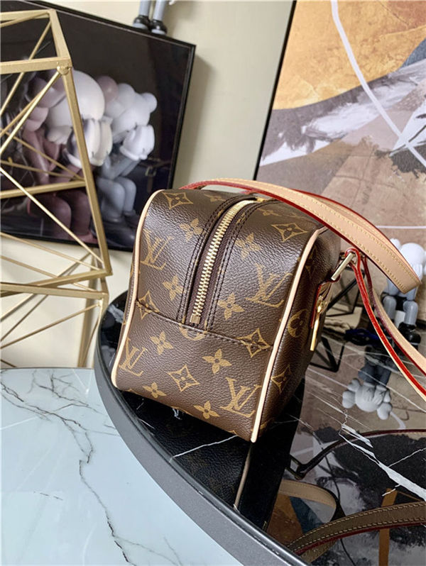 Louis Vuitton CITE MM Shoulder Bag Monogram M51182 High