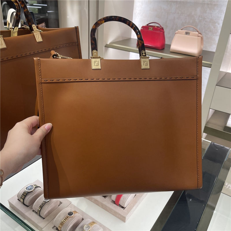 MEDIUM Fendi SUNSHINE Leather Shopper Caramel High