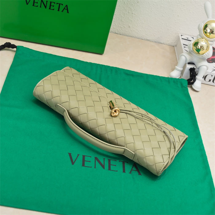 BV Long Clutch Andiamo With Handle Travertine High