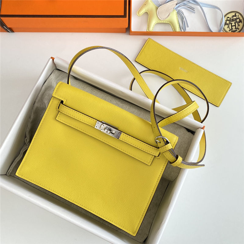 Hermes Kelly Danse 22cm Evercolor WAX Lime Silver Metal High