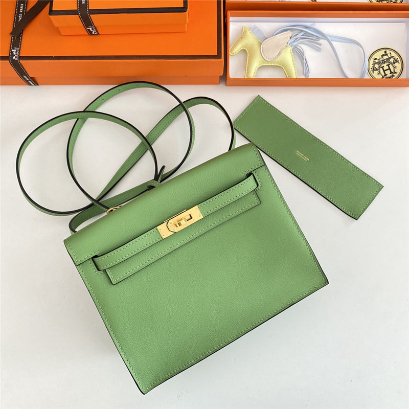 Hermes Kelly Danse 22cm Evercolor WAX Vert Criquet Gold Metal High