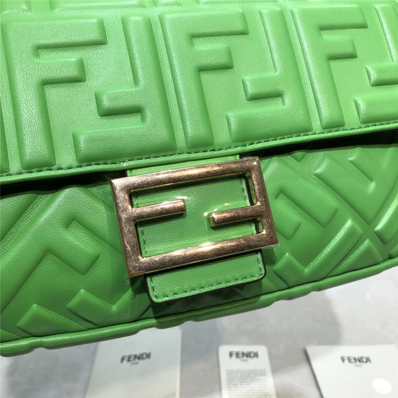 BAGUETTE leather bag Green High