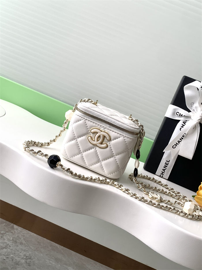 Chanel clutch with Chain AP3230 Lambskin Gold Metal Enamel A