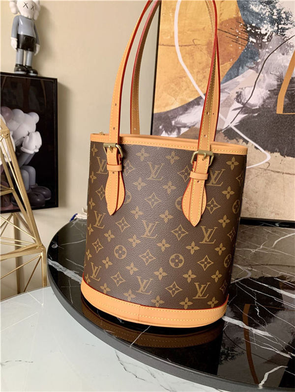 Louis Vuitton Bucket Bag Monoram M42238 High