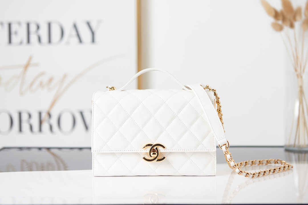 MINI FLAP BAG WITH HANDLE Lambskin & Gold-Tone Metal AS2796 White High