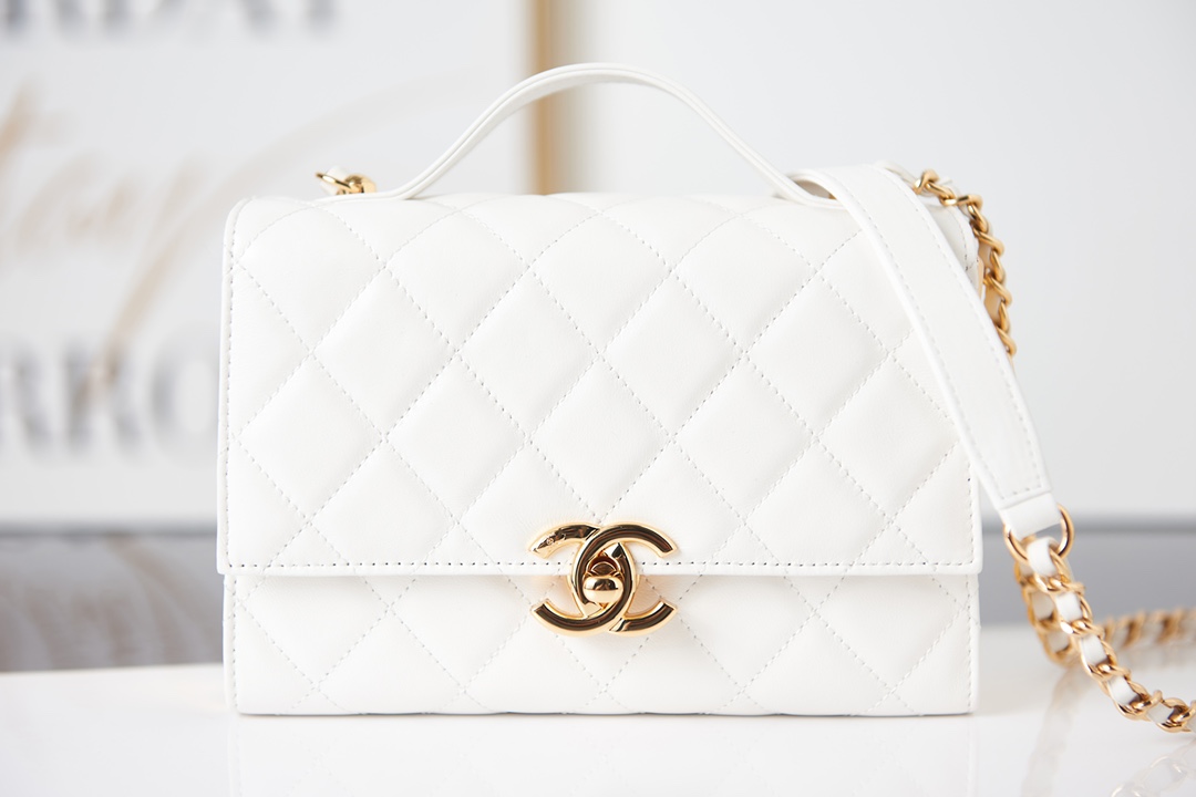 MINI FLAP BAG WITH HANDLE Lambskin & Gold-Tone Metal AS2796 White High