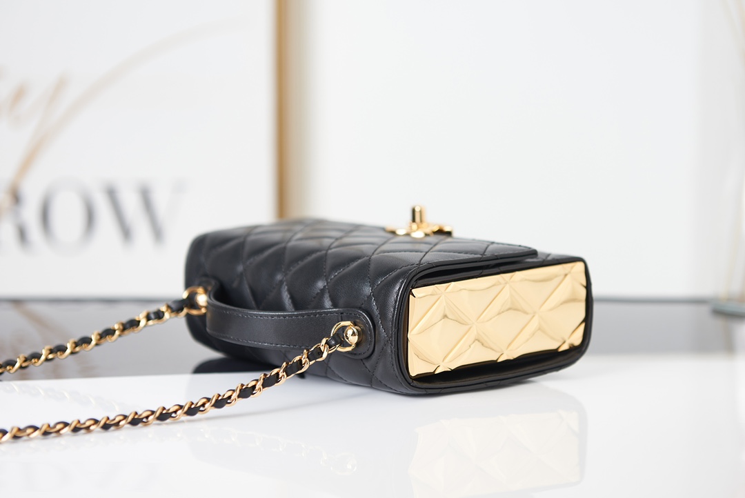 MINI FLAP BAG WITH HANDLE Lambskin & Gold-Tone Metal AS2796 Black High