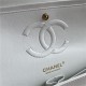 Medium CLASSIC HANDBAG Lambskin White Gold Metal A