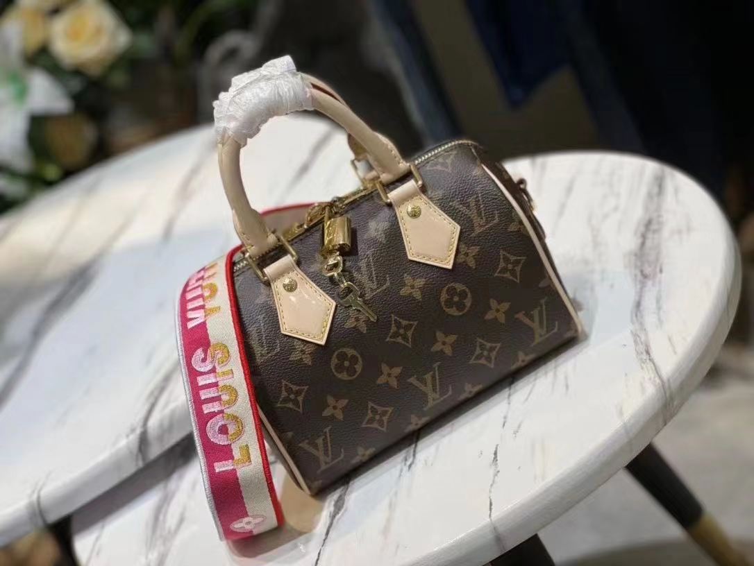 Louis Vuitton SPEEDY BANDOULIÈRE 20 Monogram M45948 High