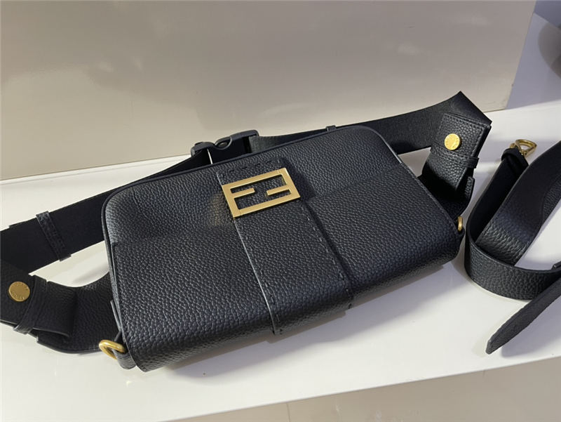 BAGUETTE grain leather bag black Gold-Metal High