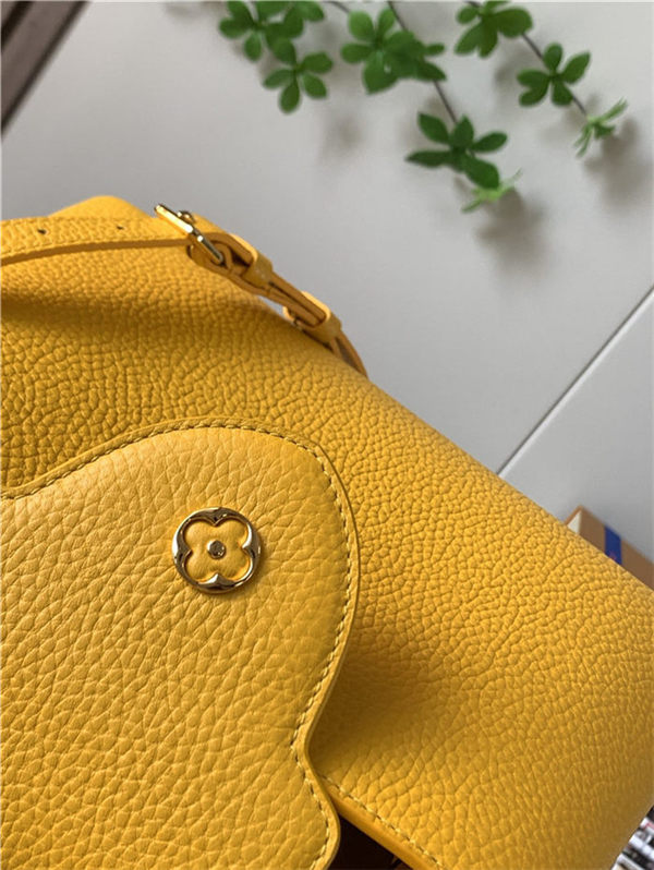 Louis Vuitton CAPUCINES BB Taurillon Mustard M59653 High