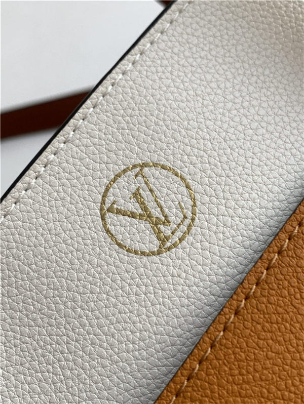 Louis Vuitton ON MY SIDE MM Twist calfskin and Monogram coated canvas M53823 Chataigne Brown High