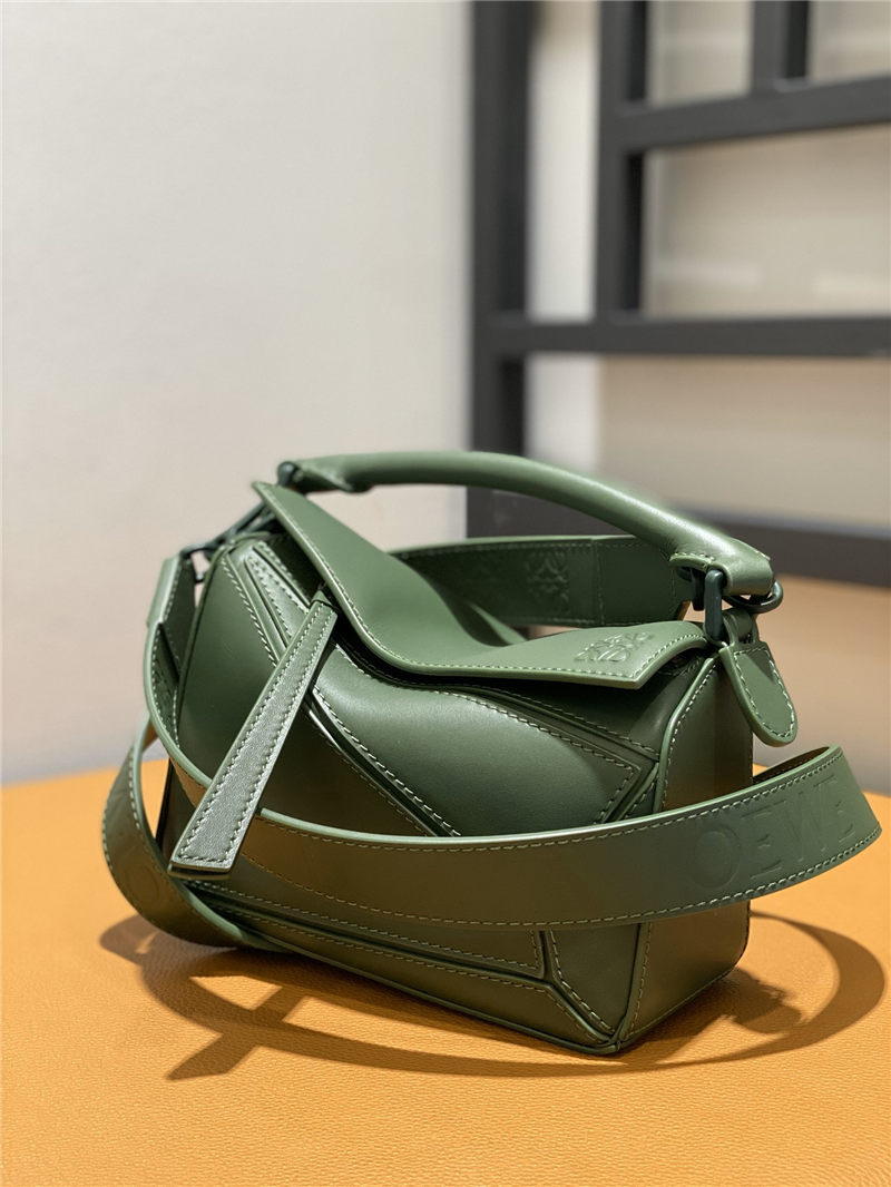 Mini Puzzle bag in satin calfskin Vintage Khaki High