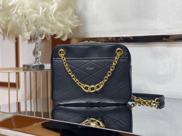 LE MAILLON SMALL CHAIN BAG IN QUILTED LAMBSKIN Black High