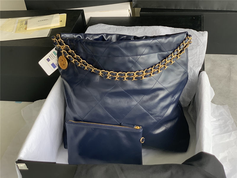 Chanel 22 MEDIUM HANDBAG Shiny Calfskin & Gold-Tone Metal AS3261 Navy High