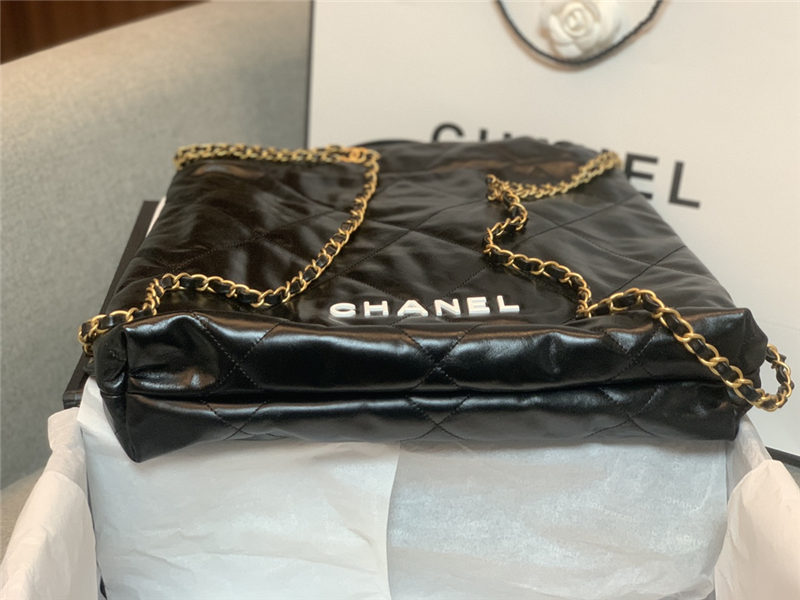 Chanel 22 BACKPACK Shiny Calfskin & Gold-Tone Metal AS3313 Black High