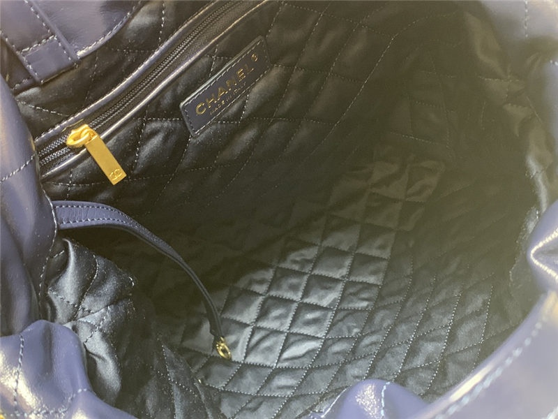 Chanel 22 BACKPACK Shiny Calfskin & Gold-Tone Metal AS3313 Navy High