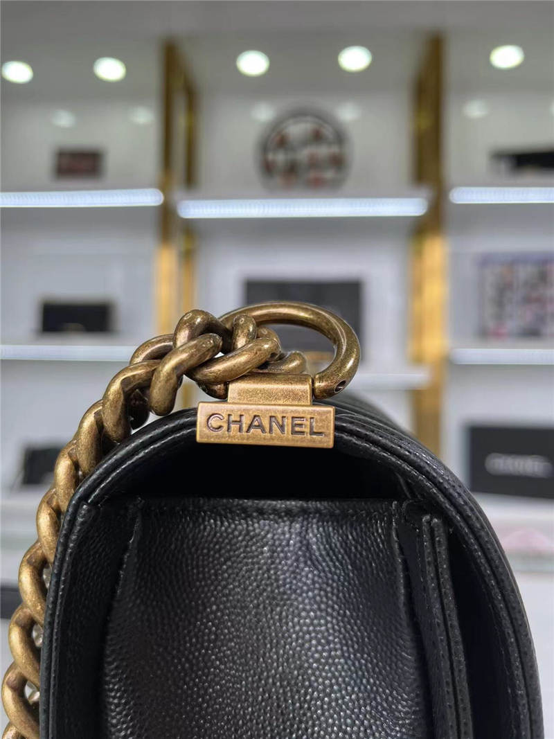 BOY Chanel HANDBAG Grained Calfskin Black Anti-Gold Metal High