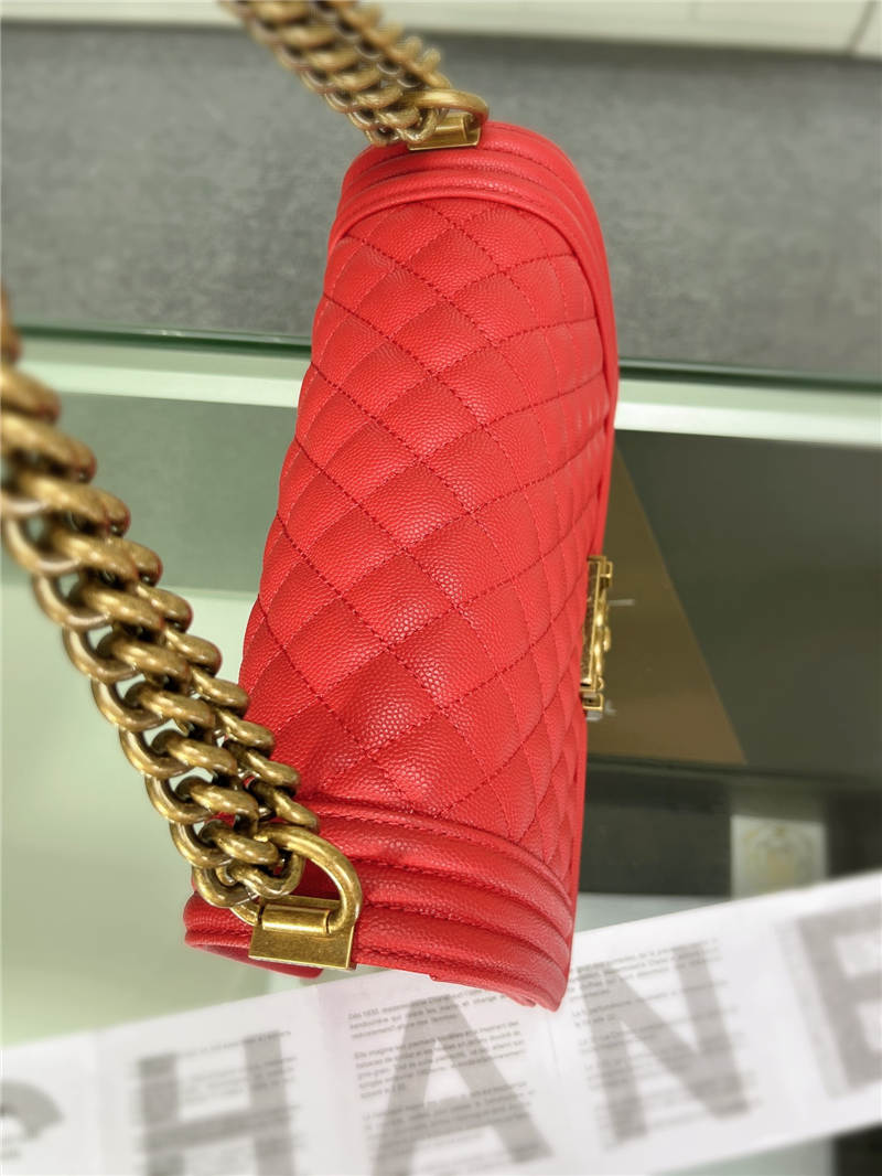 BOY Chanel HANDBAG Grained Calfskin Red Anti-Gold Metal High