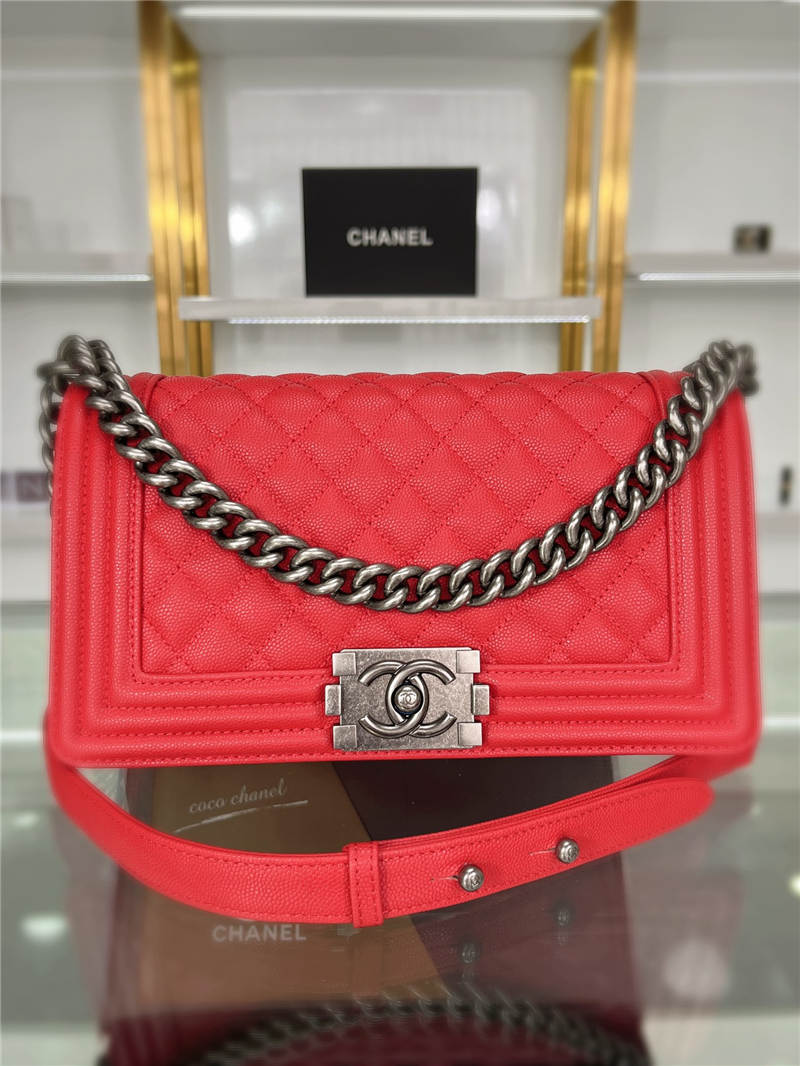 BOY Chanel HANDBAG Grained Calfskin Red Anti-Silver Metal High